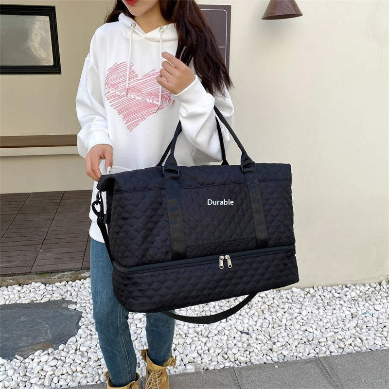 Large-Capacity Quilted Embroidered Thread Handle Crossbody Storage Travel Bag